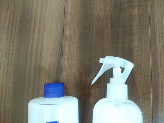 ハトムギ化粧水のふたをつけかえ