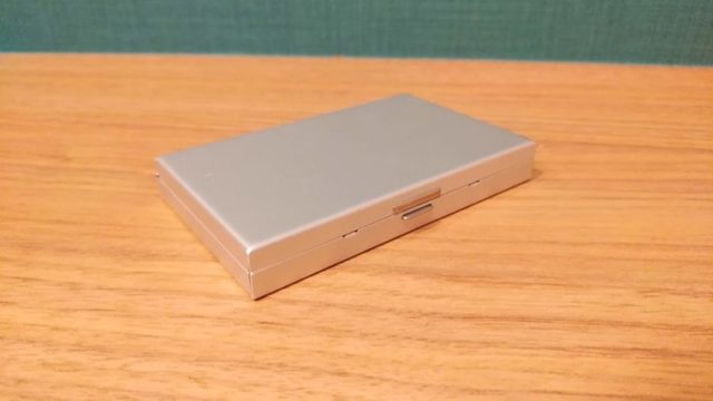 アルミカードケースプッシュ式でメイクパレットを自作してみた